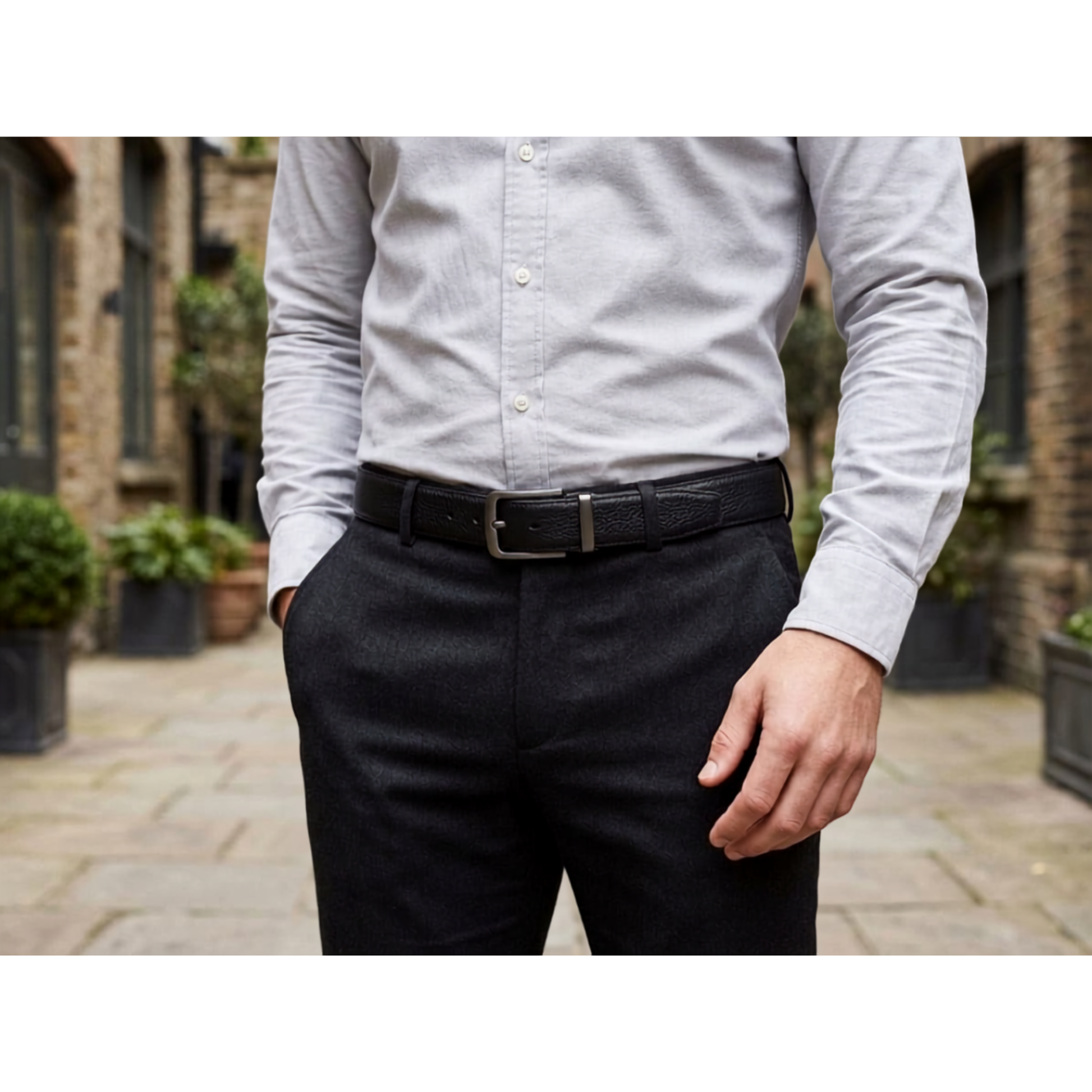 Black side of Hashmeers reversible cow leather belt
